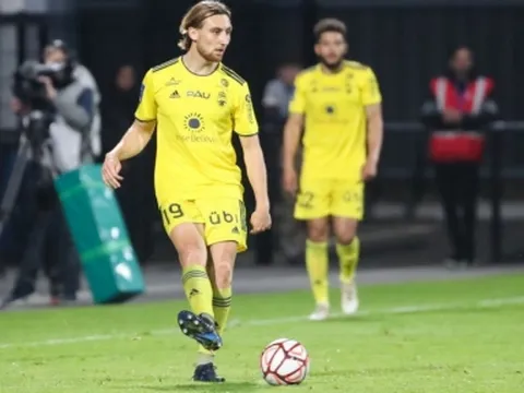 'Người tiền nhiệm' của Quang Hải ở Pau FC chuẩn bị đối đầu Messi, Neymar