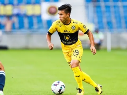 Pau FC báo tin mới về Quang Hải, CĐV Việt Nam phản ứng bất ngờ