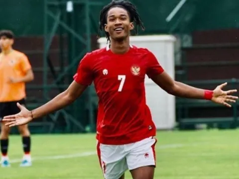 Ronaldo kiêu ngạo trước ngày gặp U20 Việt Nam, HLV lập tức chấn chỉnh