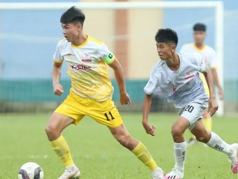 Thi đấu thăng hoa, đàn em Công Phượng dễ dàng thắng đậm Sài Gòn
