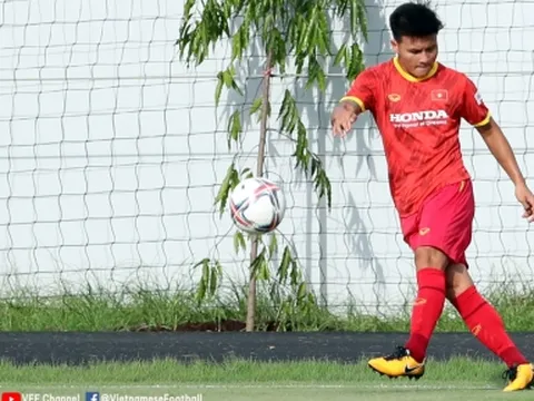 Quang Hải đối mặt 'bất lợi lớn' nếu đá AFF Cup cùng ĐT Việt Nam