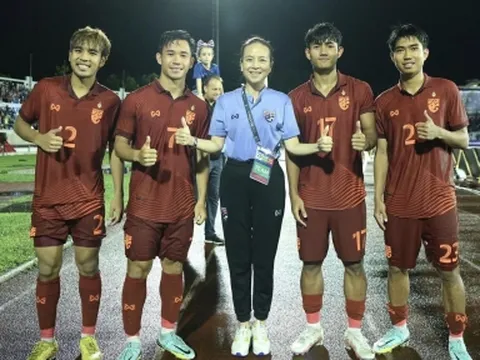 Madam Pang dùng tiền 'giúp' ĐT Thái Lan giành hạng 3 King's Cup