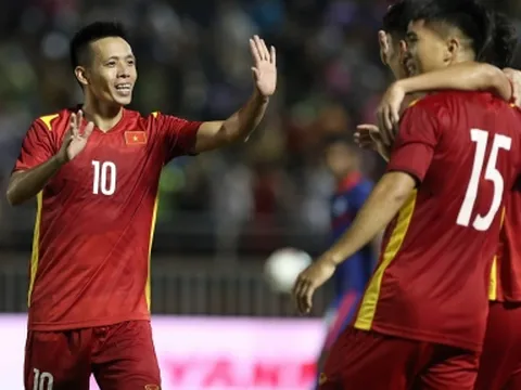 Tiết lộ: Ấn Độ từng đánh bại cả U23 và ĐT Việt Nam để lên ngôi vô địch