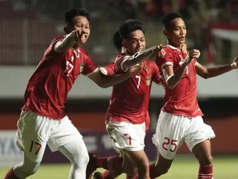 VIDEO: Cận cảnh màn hủy diệt đối thủ với tỷ số không tưởng của Indonesia