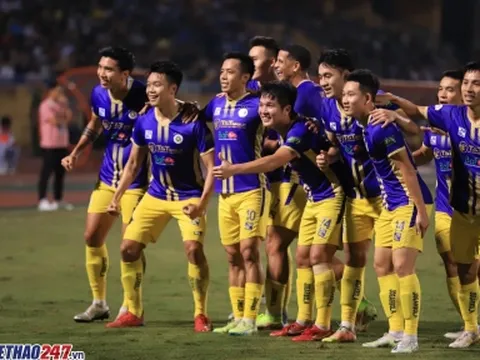 VIDEO: CLB Hà Nội 'bắt trend' cực đỉnh, khởi động với bản hit của Mono