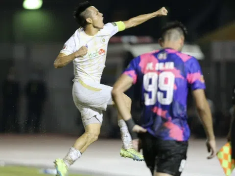 Giải V.League trên VieON: Giữa “cơn đau đầu” khó chịu của thầy Park, Văn Quyết sẽ có “ngày trở về” đầy ấn tượng