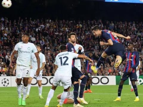 Lâm nguy ở đấu trường Champions League, Barca sẽ lại gục ngã đau đớn ở Siêu kinh điển? Tất cả đều có trên VieON!