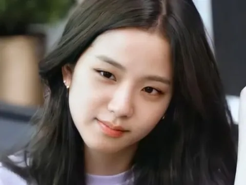 [Bóc trần] nhan sắc lúc mặt mộc của Jisoo Blackpink