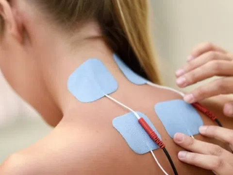 Tác hại của máy massage xung điện là gì? Các cách giảm thiểu rủi ro