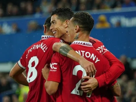 Kết quả Ngoại hạng Anh hôm nay 10/10: Đường đua khốc liệt, Ronaldo tìm lại niềm vui