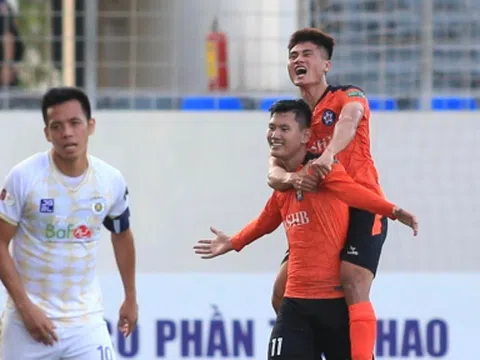 Hà Nội FC thua cay đắng trước Đà Nẵng trong ngày Duy Mạnh trở lại