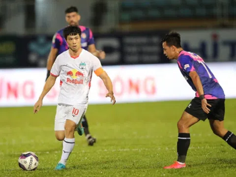 'Đại gia' V-League xác nhận muốn 'lấy báu vật' từ tay bầu Đức