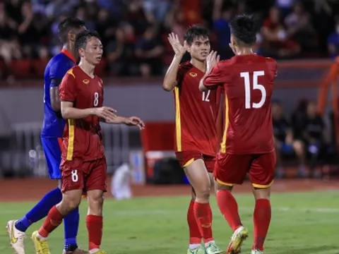 Đội trưởng U20 Việt Nam tạo nên lịch sử ở cấp độ ĐTQG