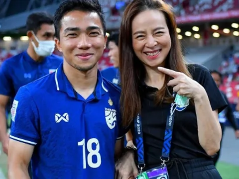 HLV Thái Lan muốn Madam Pang dùng 'quan hệ' đưa Chanathip về đá AFF Cup