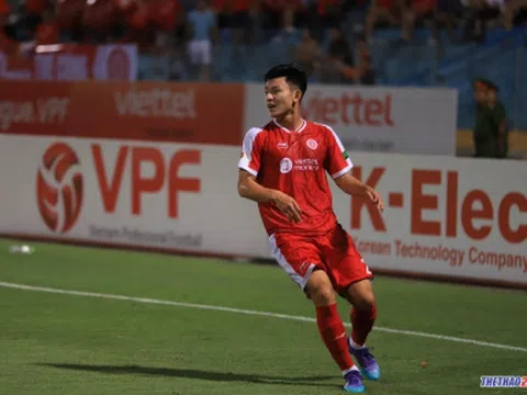 Lần đầu ra mắt, sao U23 Việt Nam góp công giúp đội nhà thắng nghẹt thở