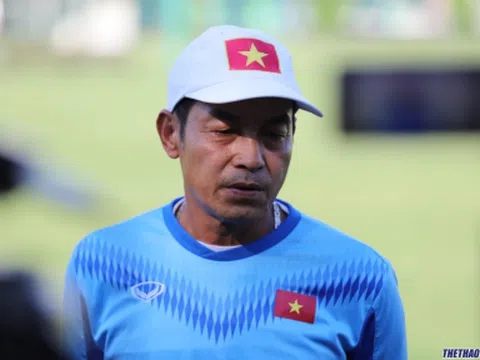 HLV U20 Việt Nam thừa nhận 'toàn đội đã trở lại mặt đất'