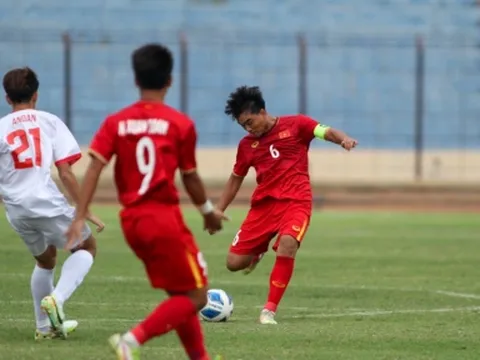 U16 Việt Nam theo dõi trận đấu của U16 Thái Lan