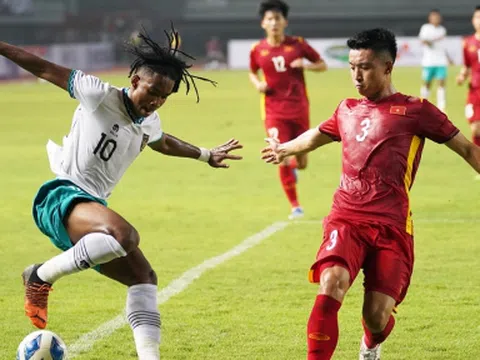 Indonesia hứng 'mưa gạch đá' trước ngày đụng độ U20 Việt Nam