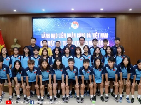 Lãnh đạo VFF gặp mặt các đội tuyển nữ trẻ U13 và U15 quốc gia
