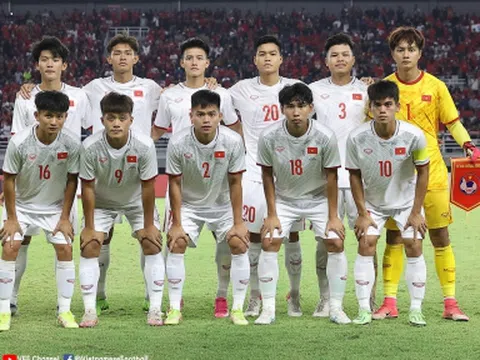 U20 Việt Nam nhận mưa lời khen từ NHM toàn châu Á dù thua Indonesia