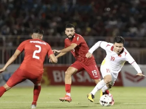 ĐT Việt Nam nguy cơ văng khỏi top 100 trên BXH FIFA