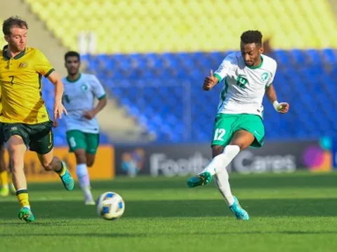 Lại khiến đối thủ mất người, 'hung thần' U23 Việt Nam vào chung kết U23 châu Á