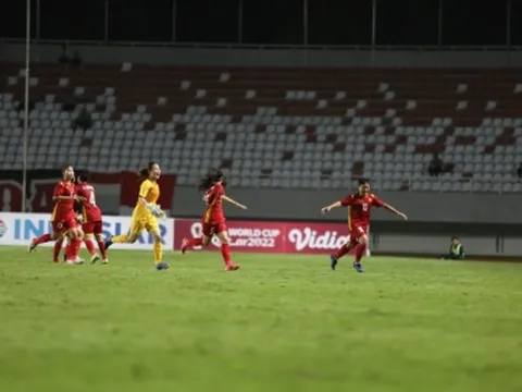 HLV nữ U18 Việt Nam thừa nhận 'thắng may' Indonesia