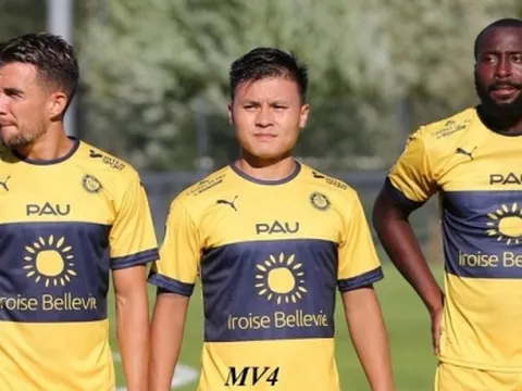 Pau FC 'chơi lớn' sau trận thua đậm, chờ Quang Hải đá chính tại Ligue 2