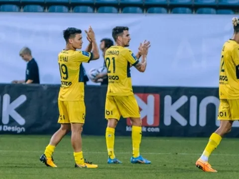 Đá chính tại Pau FC, Quang Hải lọt thống kê đặc biệt của Ligue 2