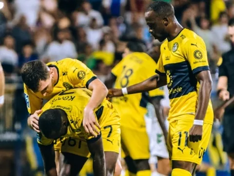 Sao Pau FC 'nắn gân' đồng đội ngày Quang Hải ghi dấu ấn buồn