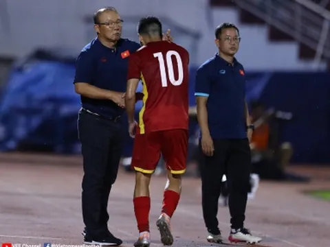 Nhà báo Nhật Bản 'tham mưu' HLV Park một cầu thủ ĐTVN dự AFF Cup