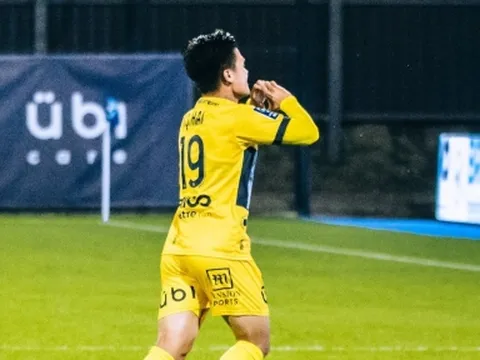 Người đầu tiên ăn mừng bàn thắng của Quang Hải nói lời xúc động tại Pau FC