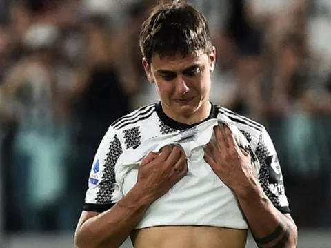 CHÍNH THỨC: Juventus chia tay 'tiểu Messi'