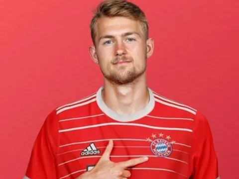 Chelsea bị Bayern Munich 'nẫng tay trên' siêu trung vệ lương cao nhất thế giới