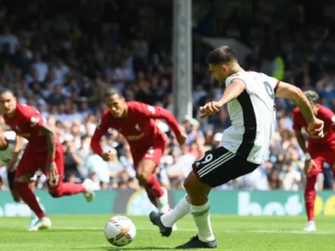 Kết quả Ngoại hạng Anh hôm nay 7/8: Liverpool 'trượt chân', thành London mở hội