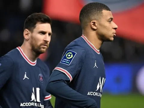 HLV Pochettino đích thân lên tiếng, chỉ rõ Mbappe và Messi ai xuất sắc hơn