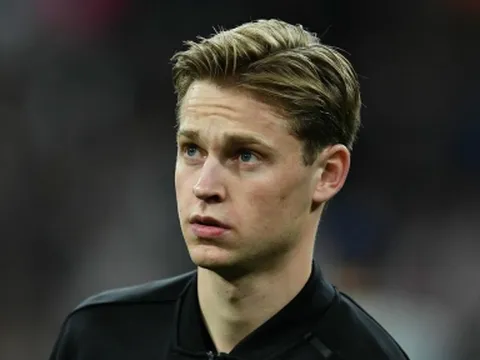 Tin chuyển nhượng 25/8: De Jong có bến đỗ cực bất ngờ, Chelsea mua Maguire