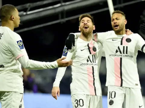 Bị chèn ép quá đáng, 'nạn nhân' của Mbappe đã nhập hội Neymar-Messi