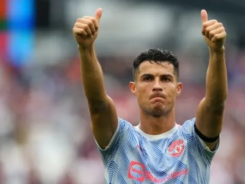 Ronaldo nếm trải 'hạnh phúc' hơn một thập kỉ mới có một lần