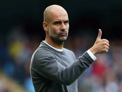Tự gạch Man City, Pep chỉ đích danh đội bóng hùng mạnh nhất Ngoại hạng Anh