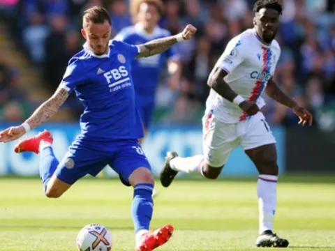 Hàng công vô duyên, Leicester chia điểm nhạt nhòa với Palace ngay tại sân nhà