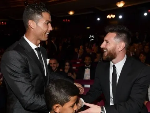 Rực lửa Cúp C1: Messi cho Ronaldo 'ngửi khói', khẳng định ai mới là người giỏi nhất