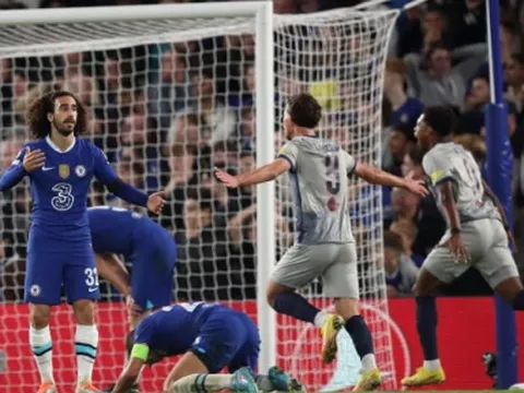 Video bàn thắng Chelsea vs Salzburg: Thảm họa phòng ngự, cái giá cực đắt cho sai lầm