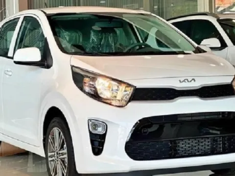Đánh giá chi tiết Kia Morning 2022 bản số sàn vừa về đại lý, sẵn sàng cạnh tranh Grand i10 