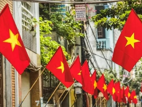 Bắc và Trung Bộ nắng nóng xen kẽ mưa dông ngày 2/9, Nam Bộ mưa rào