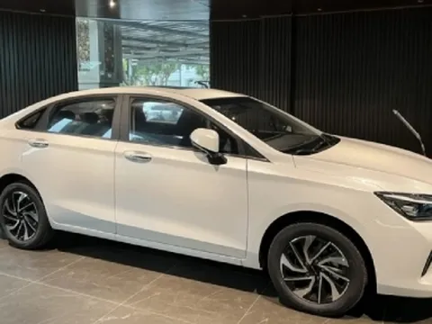 Đối thủ của Mazda 3, Kia K3 mở bán ở Việt Nam giá chỉ 508 triệu đồng