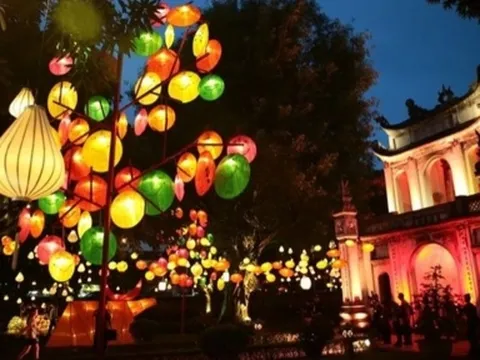 Trung Thu năm nay mưa lớn, nhiều tỉnh thành mưa dài ngày từ tối tay