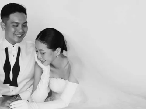 MC Liêu Hà Trinh chụp ảnh cưới màu đen trắng