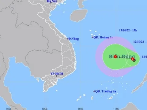 Biển Đông xuất hiện áp thấp, cảnh báo mưa lớn cho các tỉnh từ Trung đến Nam Bộ