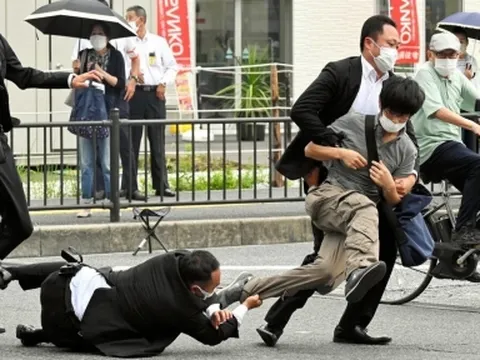 Lời khai của nghi phạm xuống tay xả súng vào cựu thủ tướng Shinzo Abe